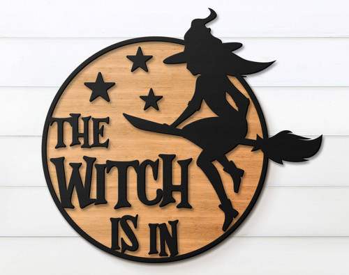 Halloween witch wood sign, personalized with family name, spooky hanging door décor for front entry, rustic seasonal accent | Family Wall Decor DE