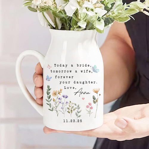 Mother's Day ceramic flower vase with glossy white finish, elegant bud size, thoughtful wedding favor for the bride's mom | Familywalldecor