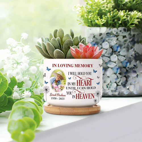 Personalized memorial ceramic plant pot with custom name and photo, a bereavement sympathy gift honoring loss of mom or dad | Familywalldecor