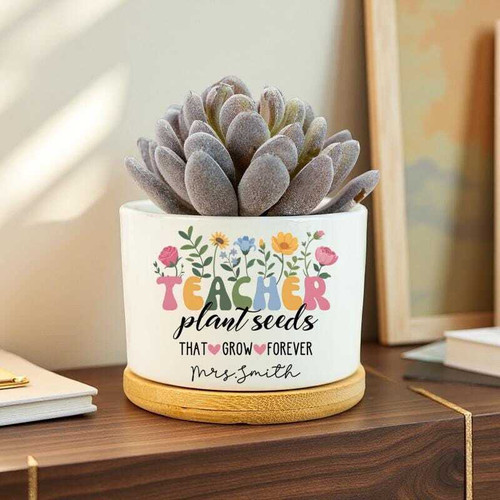 Thank You Teacher ceramic plant pot personalized with teacher name and thank-you message, ideal for teacher appreciation gift | Familywalldecor