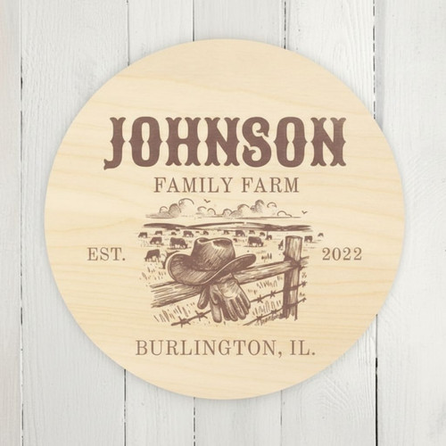 Personalized Ranch Family Name, Farm Round Wood Sign - Personalize Wall Art