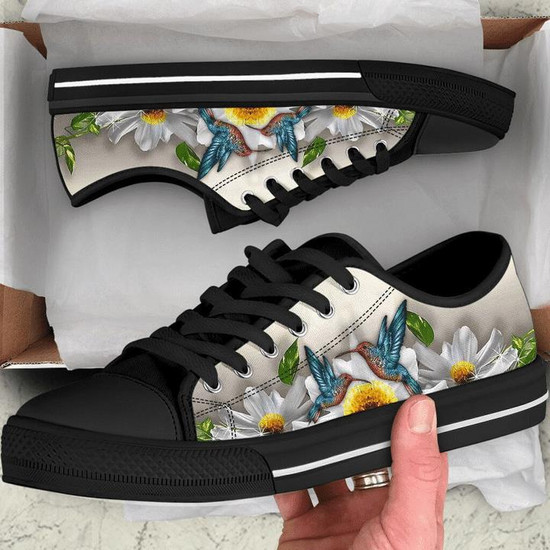 Hummingbird shoes top