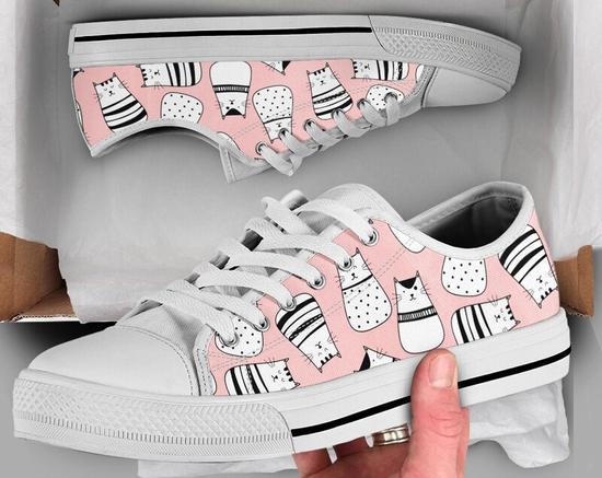 Cat Shoes Womens Sneakers Customized Converse Sneaker Shoes Sporty Summer Shoes Fashion Sneakers Casual Womens Shoes Art Sneakers Monsterry