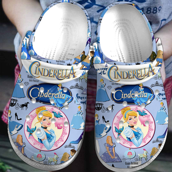 海外【Disney】Cinderella Platform Clogs for Adults by Crocs New Cinderella Platform Crocs Available at Walt Disney World
