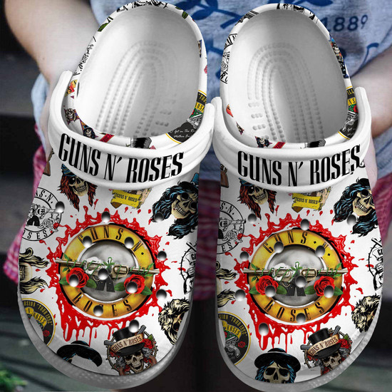 rose crocs