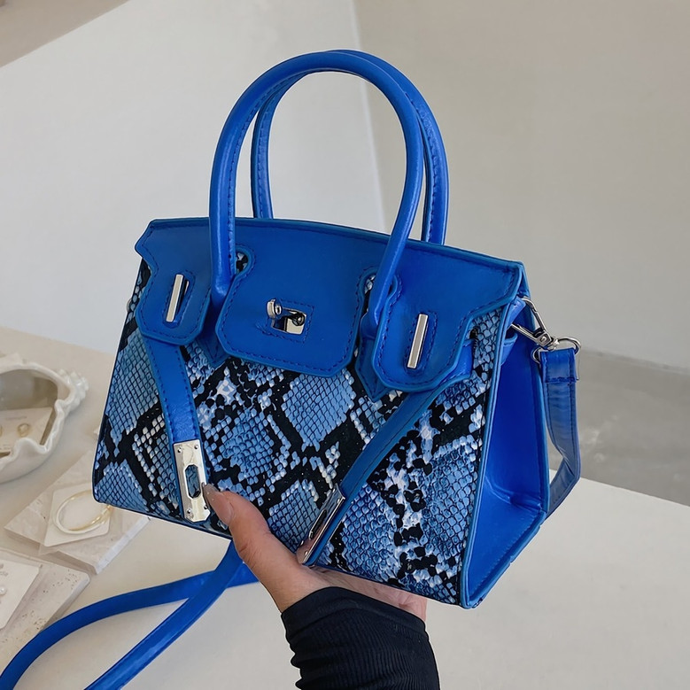 Stylish New Five Colors Snakeskin Pattern Lock Buckle Adjustable Crossbody Handbag 25Cm(L)* 11Cm(W)* 19Cm(H)