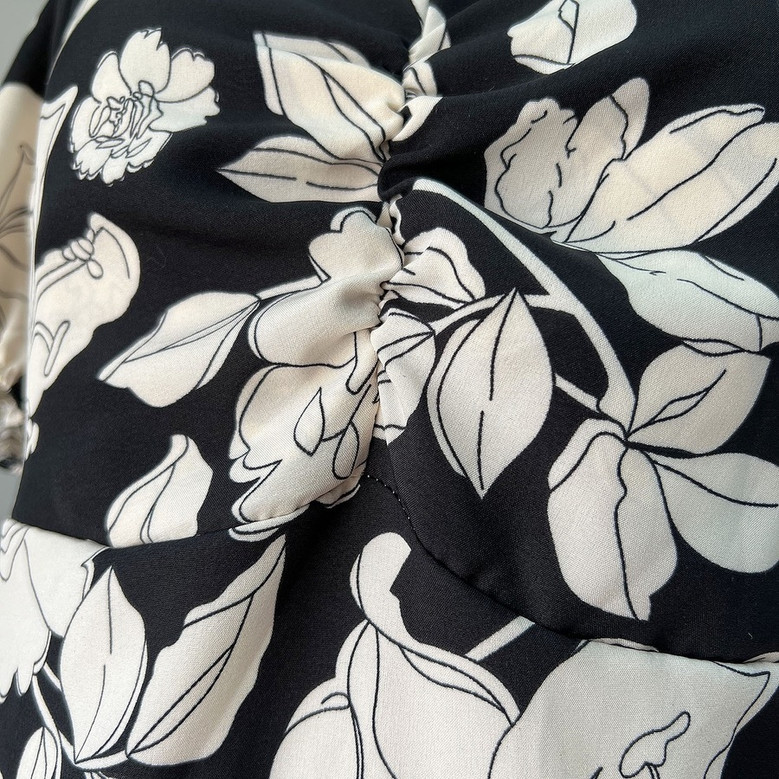 Summer New Floral Batch Printing Inelastic Puff Sleeves V-Neck Shirring High Slit Stylish Retro Midi Dress
