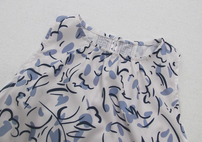Summer New Floral & Gemotric Pattern Printing Patchwork Hollow Micro-Elastic Sleeveless Smocked Nipped Wasit Button Swing Stylish Holiday Midi Dress