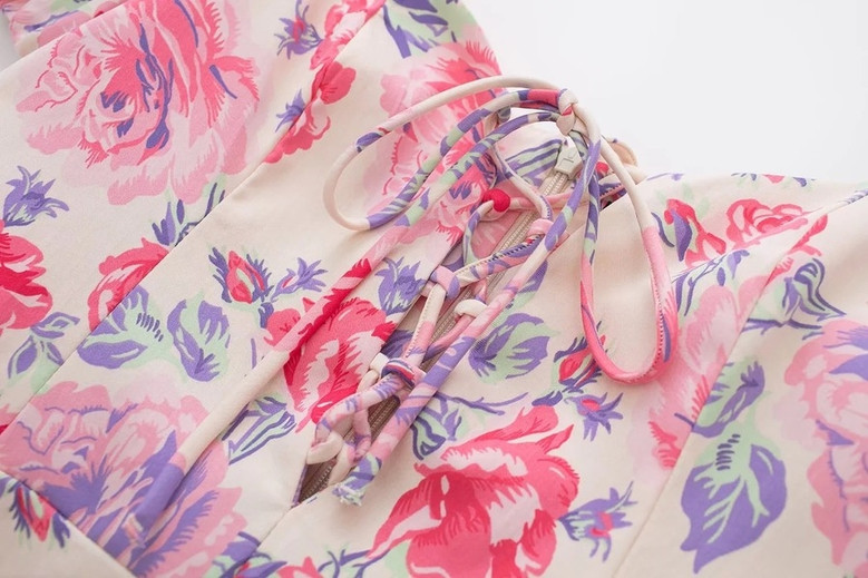 Xs-L Summer New Stylish Flower Batch Printing Puff Sleeve Inelastic Slim Zip-Up Hollow Lace-Up Sexy Mini Dress
