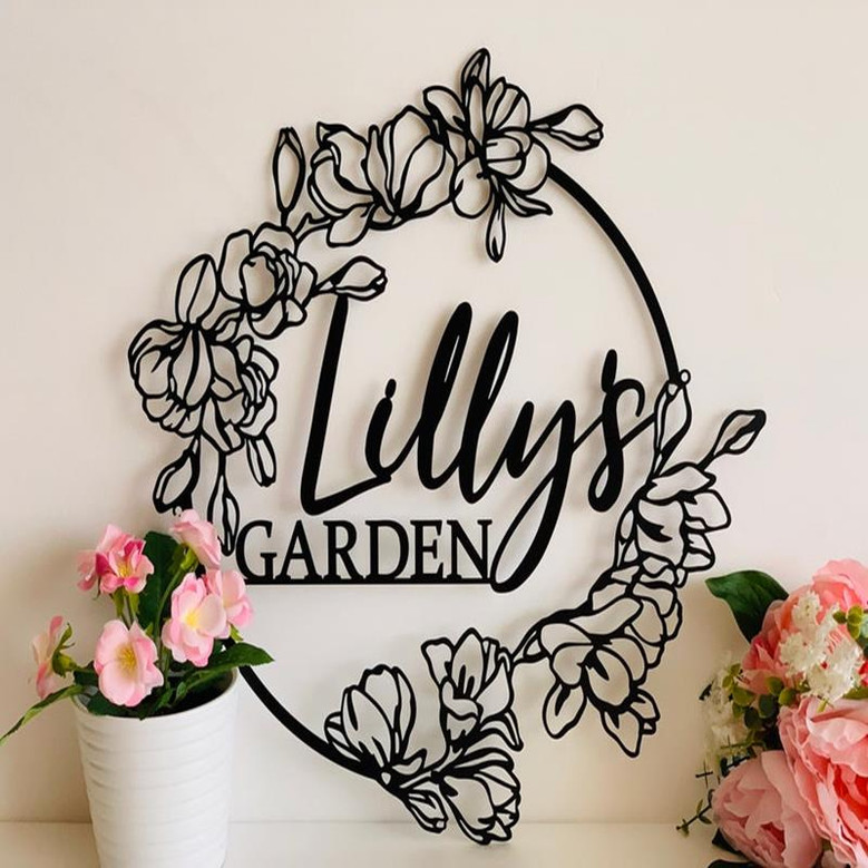 Personalized Flower Garden Name Sign Custom Metal Wall Art Gift for Gardener Decorative Hanging Outdoor Decor Flower Moms Garden