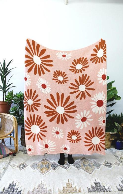 Firework Flowers - Sunset - Pink, White and Red Floral Knit Blanket - Classic Living Room Home Decor