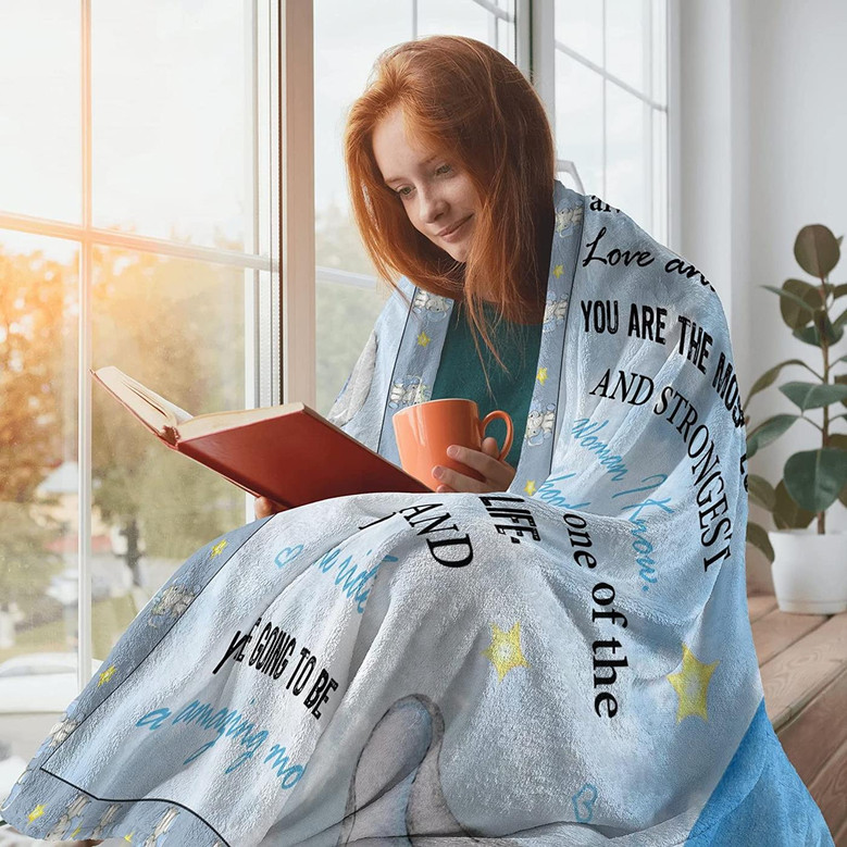 Mom To Be Gift Blanket - Pregnancy Gifts, Postpartum Gifts for First Time Moms - New Mom Gifts for Women Throw Blanket
