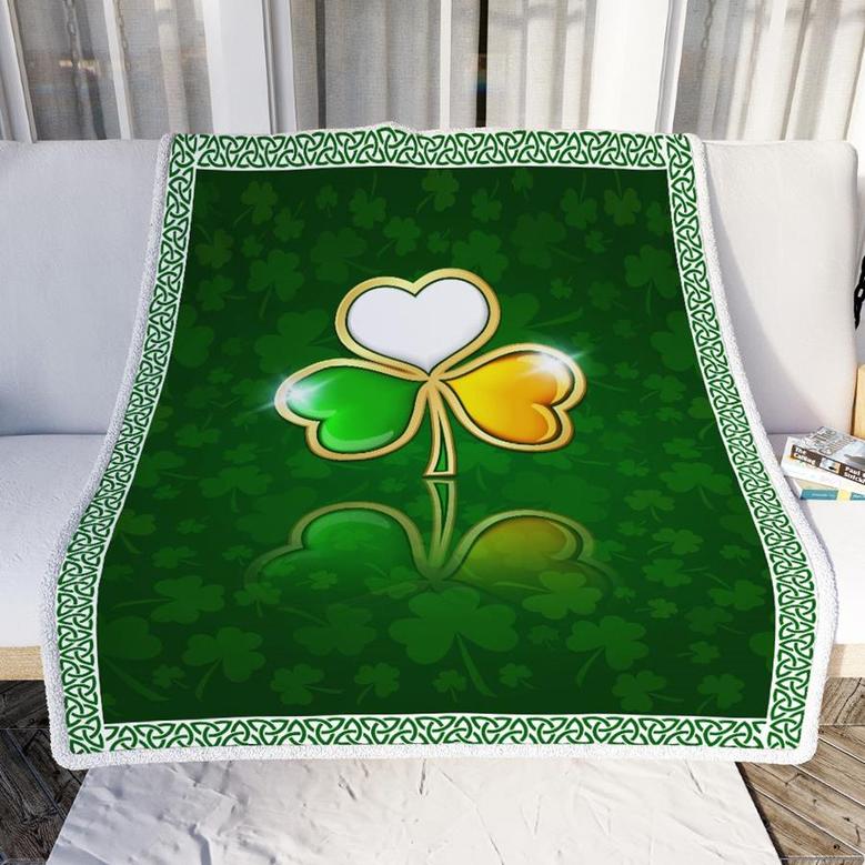 Irish Color Lucky Shamrock Happy St. Patrick's Day Fleece Blanket