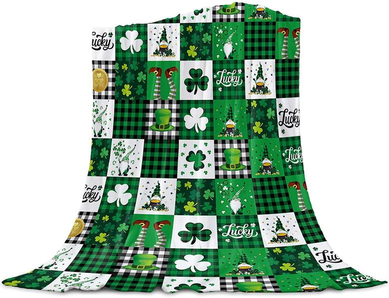 St. Patrick's Day Flannel Blanket, Gnome Lucky Clover Shamrocks Green Plaid Fleece Blanket