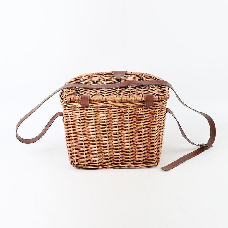 Hand-woven Brown Wicker Basket Backpack Nordic Style Vintage Backpack Picnic With Leather Strap