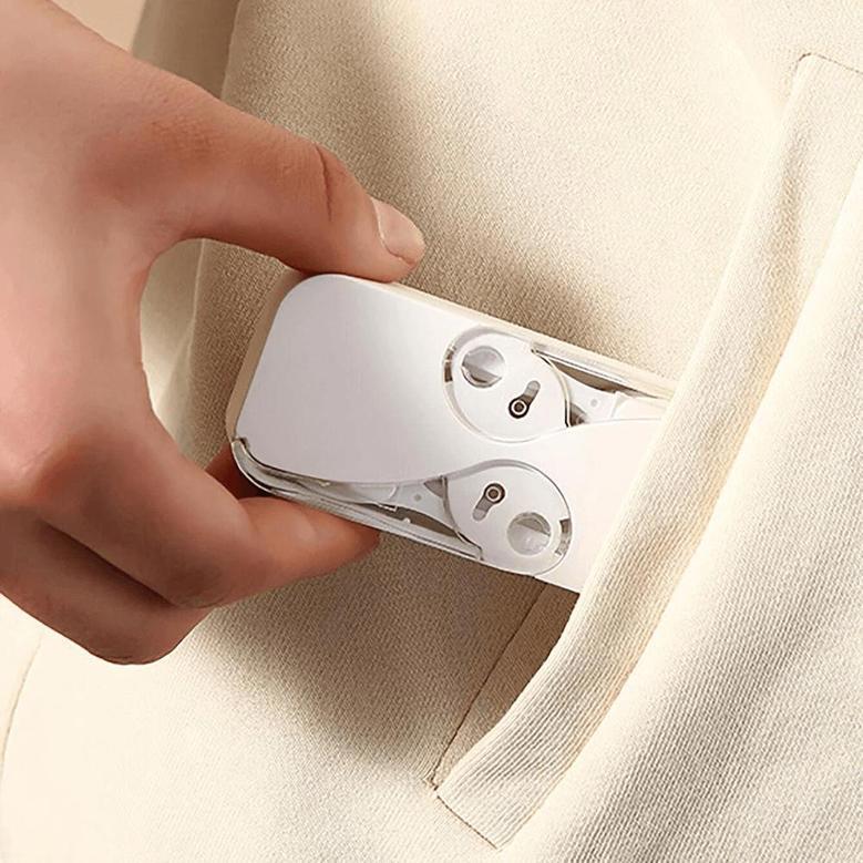 Portable Dental Floss Dispenser