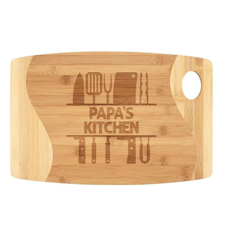 Papa's Kitchen Cutting Board Bamboo Wood Engraved Birthday Christmas Gift Idea for Dad Grandpa Who Loves to Cook Grill BBQ Men Grandfather