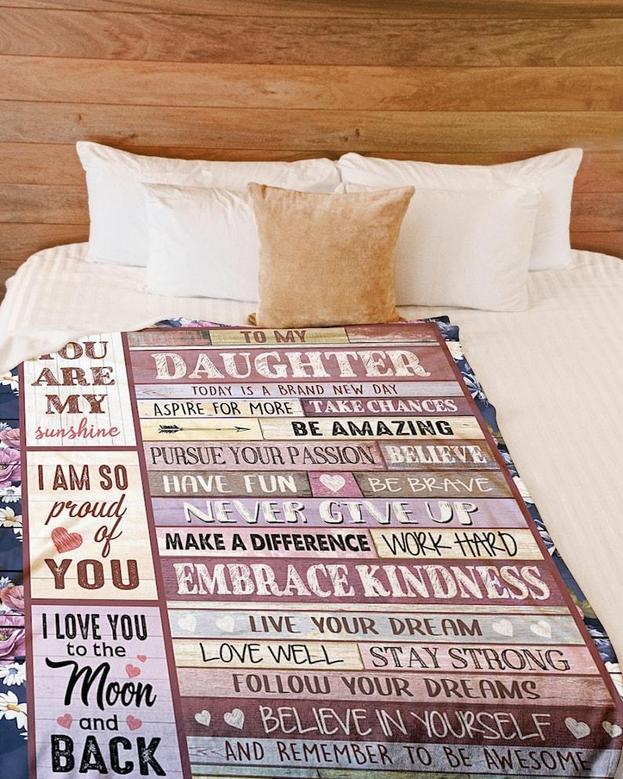 Personalised Blanket Gift To Daughter From Mom| Fleece, Sherpa, Woven Blankets| Gifts For Daughter|To My Daughter Remember To Be Awesome|