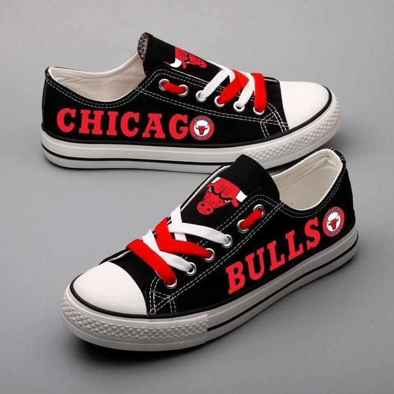 Chicago BuIIs NBA Basketball 2 Gift For Fans Low Top Custom Canvas Shoes