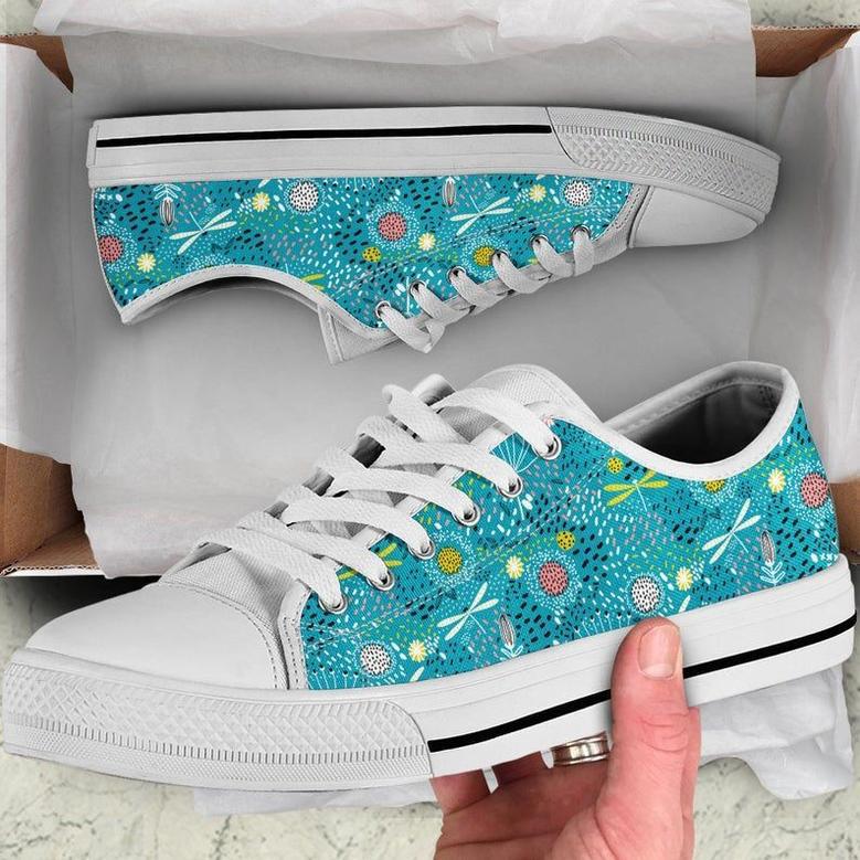 Floral Surface Meadow Low Top Shoes, Unisex Sneakers, Men And Women Low Top Sneakers