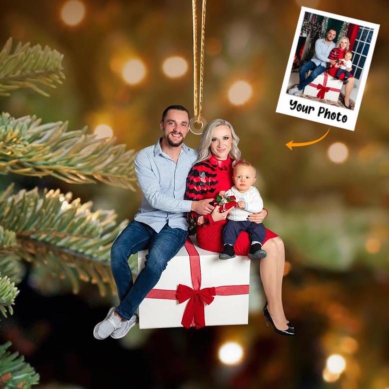 Personalized Custom Photo Ornament Christmas, Perfect Gift for Christians, Family and Friends
