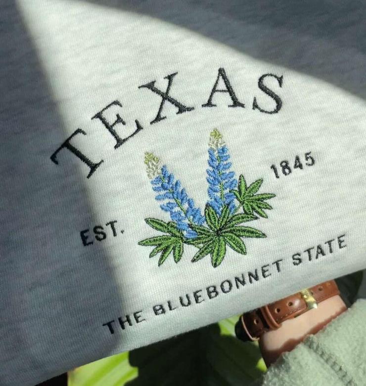 Embroidered Texas Bluebonnets Sweatshirt, Unisex State Flower Crewneck For Nature Lovers