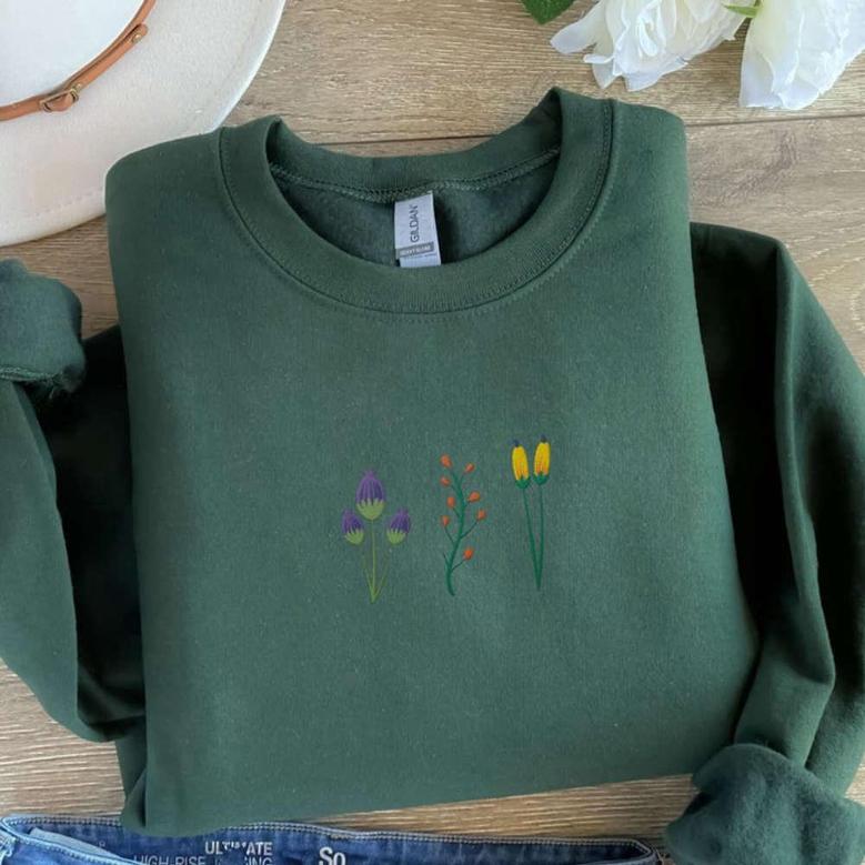 Wild Flowers Embroidered Sweatshirt Crewneck Sweatshirt For Family