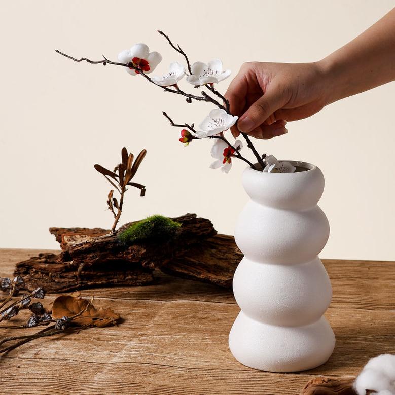 Ceramic Nordic Style Modern White Stoneware Round Home Decor Vase Flower Rough Clay Vase For Home Decor