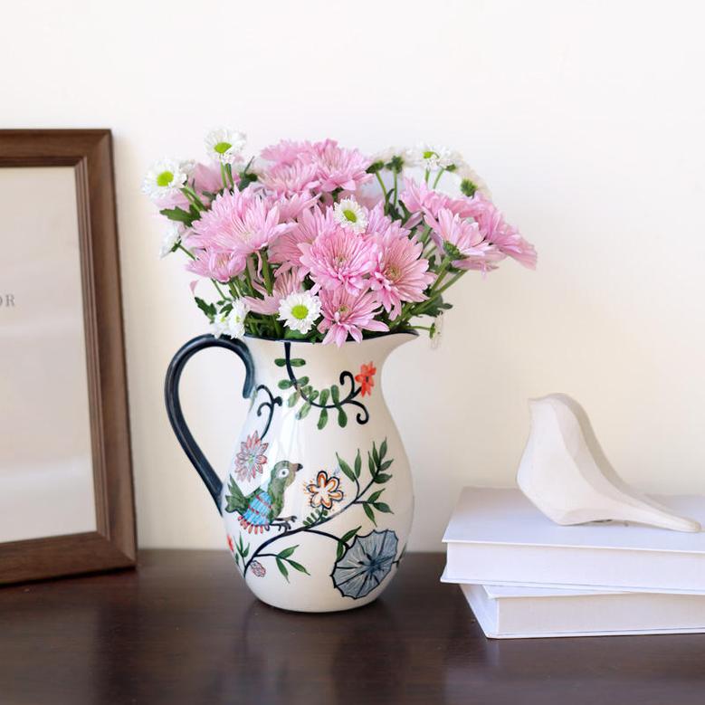 Chinese High Quality Hand Painted Retro Design Ceramic Water Jug Porcelain Vases For Home Decor
