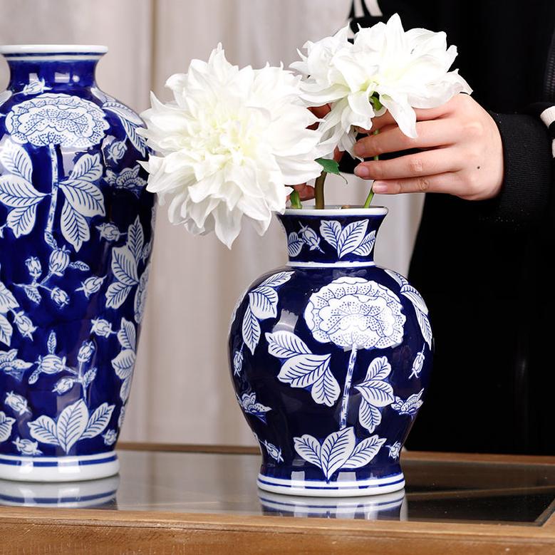Chinese Style Ceramic Flower Vase Home Blue And White Porcelain Vase Ceramic Vase For Hotel Home Office Decor