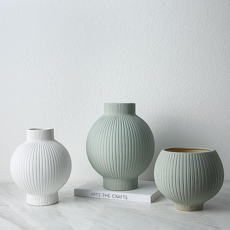 Morandi Mint Green White Nordic Ceramic Vase Minimalist Tabletop Decorative Flower Vase For Home Decor