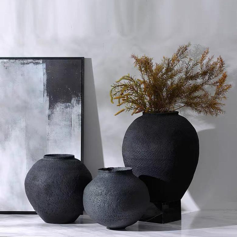 Nordic Wedding Tabletop Decoration Matte Ceramic Ornament Vase Black Flower Vases For Home Decor