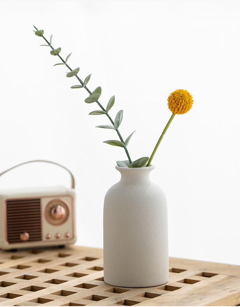 Minimalist Decorative Vase Modern Unique White Ceramic Flower Vases For Home Decor