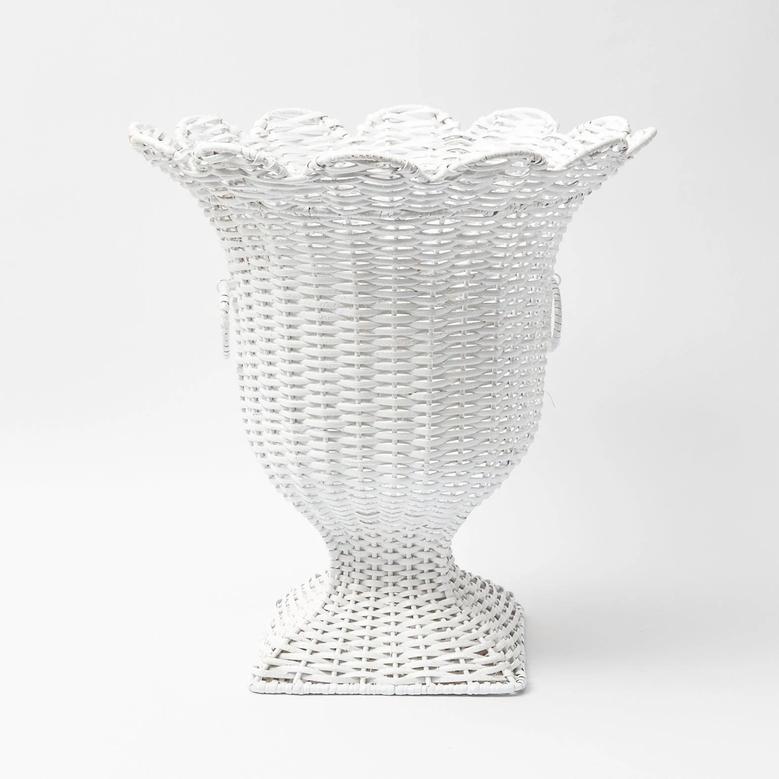 Aesthetics Elegance Sense Of Style Decorative Tabletop Braided Wicker Rattan Vase Urn For Artificial Flowers