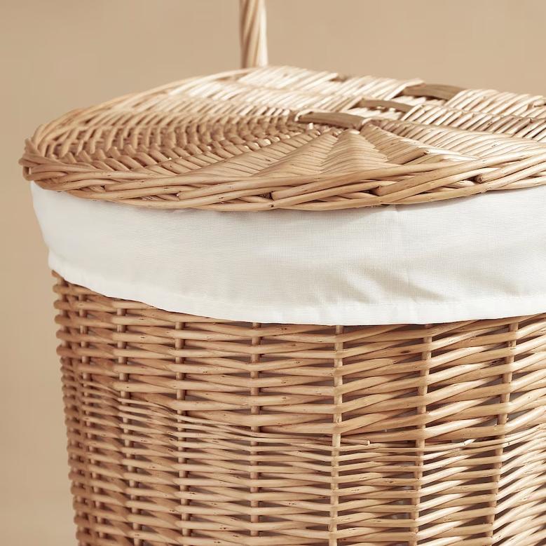 Minimalism Rattan Laundry Basket On Wheels with Liners and Lid Storage Basket For Washing Room