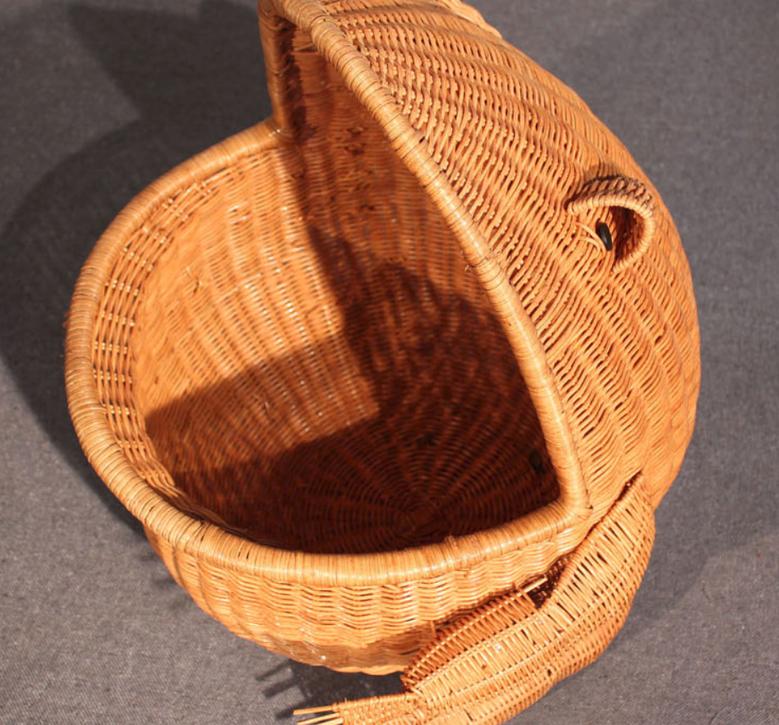 Natural Rattan Hand-Woven Frog Storage Basket Decorative Basket Toy Organizer