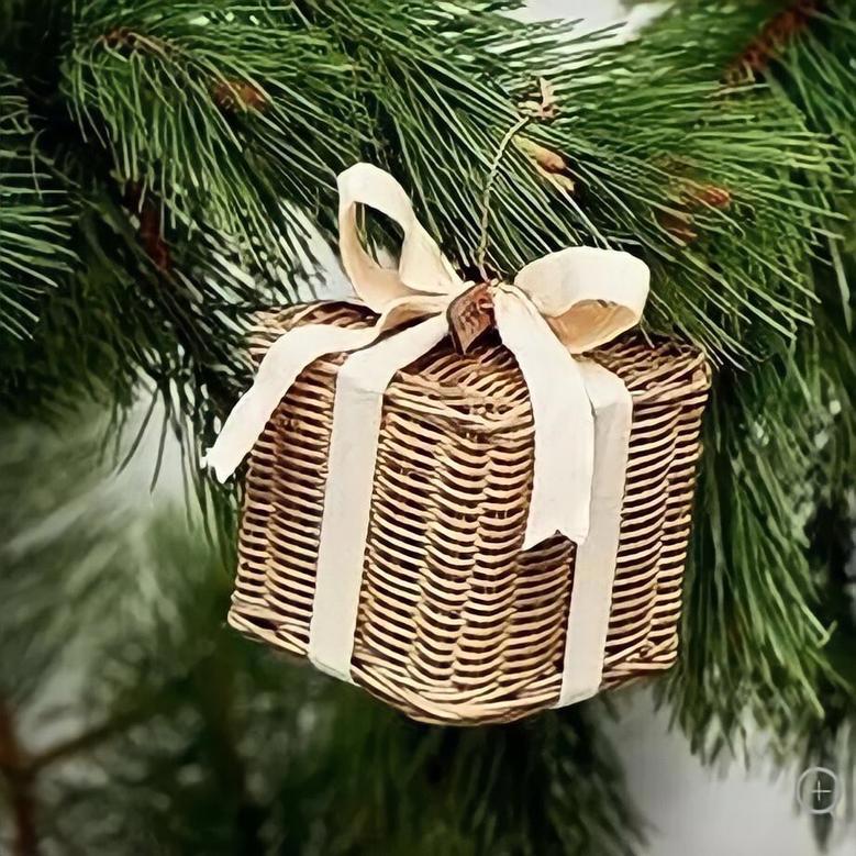 Rustic Neutral Christmas Ornaments Rattan Gift Box Decor Hanging Xmas Tree Suitable For Gift Christmas Holiday