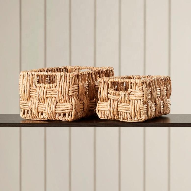 Set of 2 Water Hyacinth Storage Baskets Brown Wicker Baskets For Living Room Bedroom Bathroom