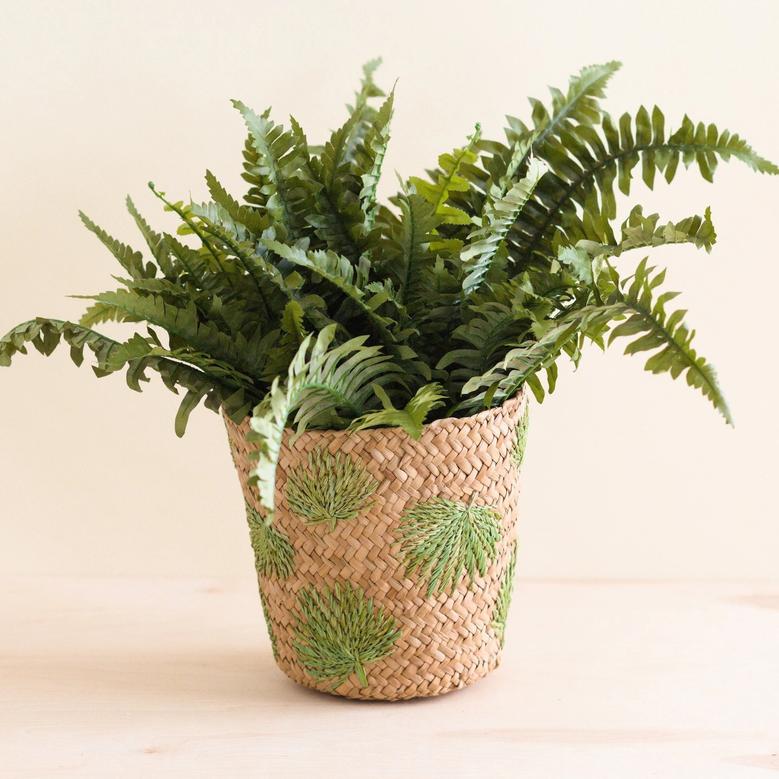 Small Handcrafted Natural Hand Woven Seagrass Basket With Leaves Embroidery Baskets