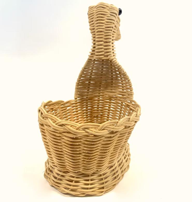 Rattan Reed Duck Shaped Basket Handwoven Rattan Easter Duck Basket For Organizing