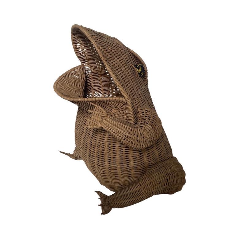Wicker Frog Basket Wide Mouth For Receiving Books, Papers, Magazines