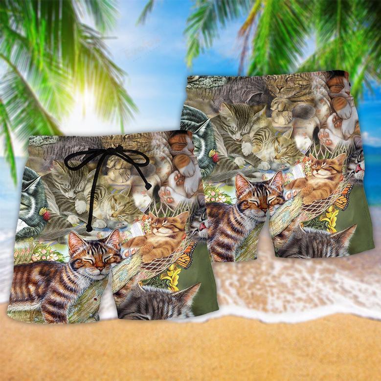 Cat Dreaming Sleeping Time Lovely Style Beach Short