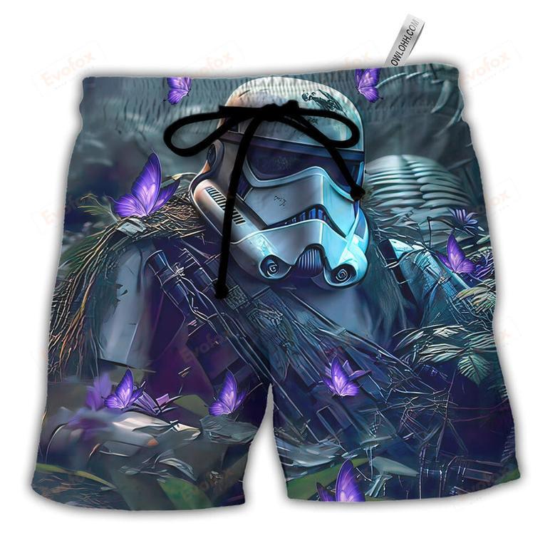 Stormtrooper In The Jungle With Purple Flowers Beach Short