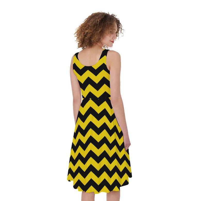 Black And Yellow Zigzag Pattern Print Sleeveless Knee Length Dress