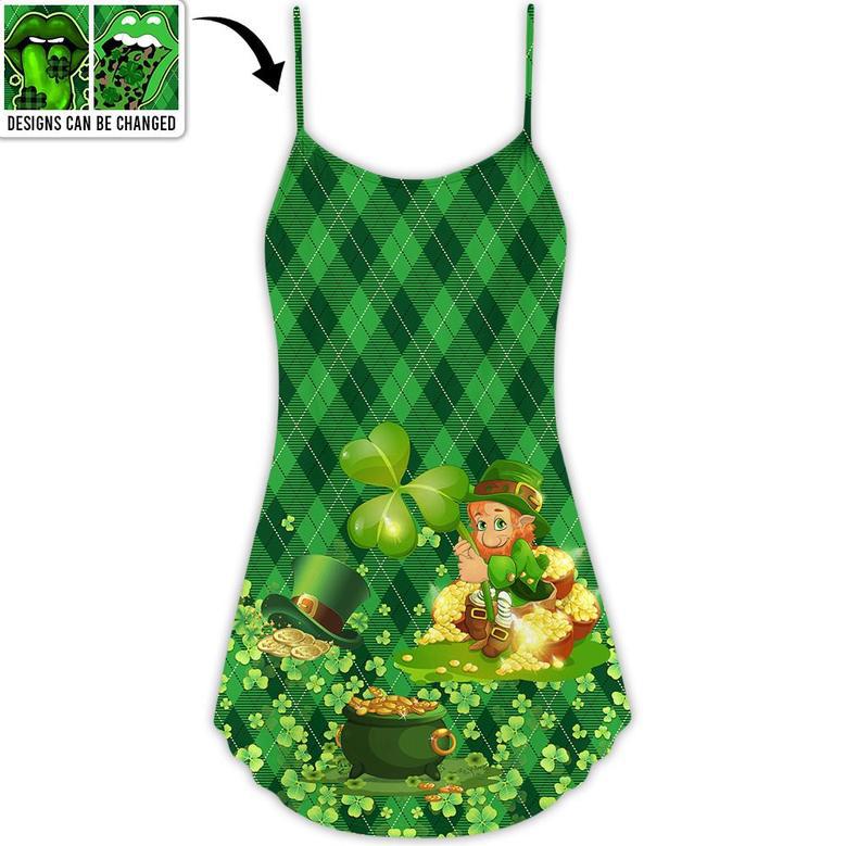 St.Patrick's Day Lucky Lips Vibe Art Style - V-Neck Sleeveless Cami Dress