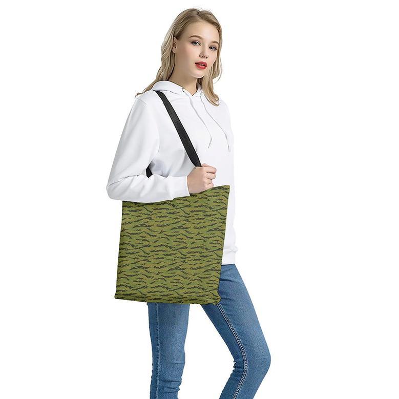 Green Tiger Stripe Camo Pattern Print Tote Bag