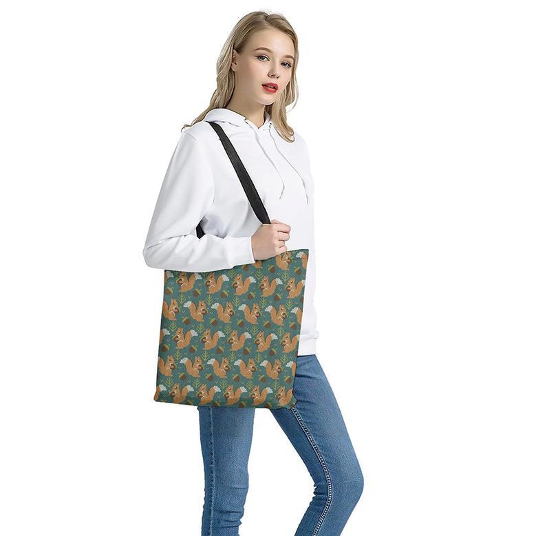 Squirrel Knitted Pattern Print Tote Bag