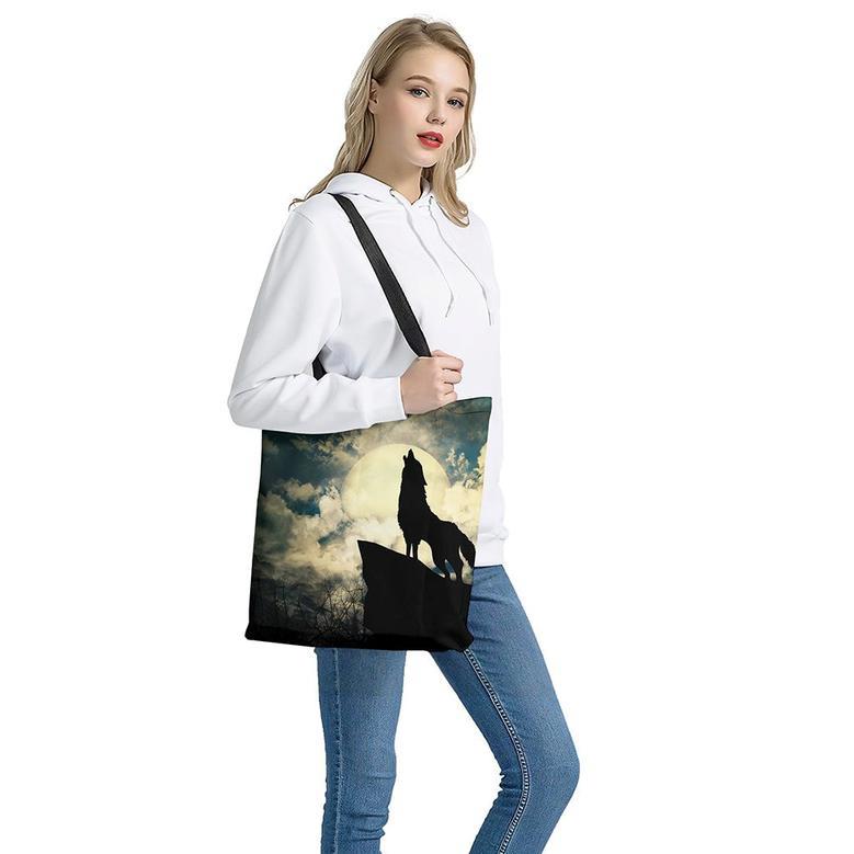 Wolf Howling At The Full Moon Print Tote Bag