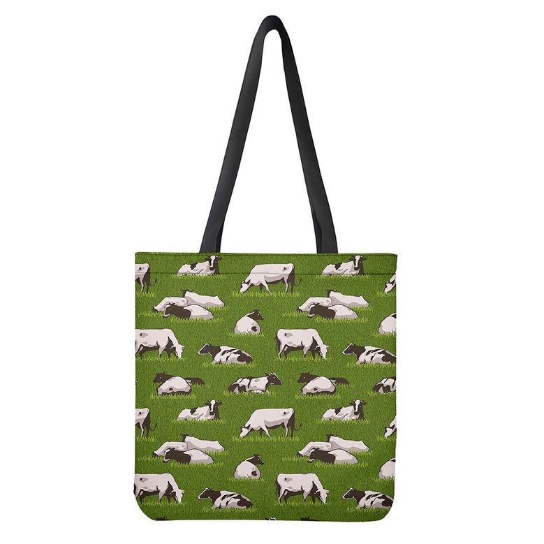 Cow On Green Grass Pattern Print Tote Bag