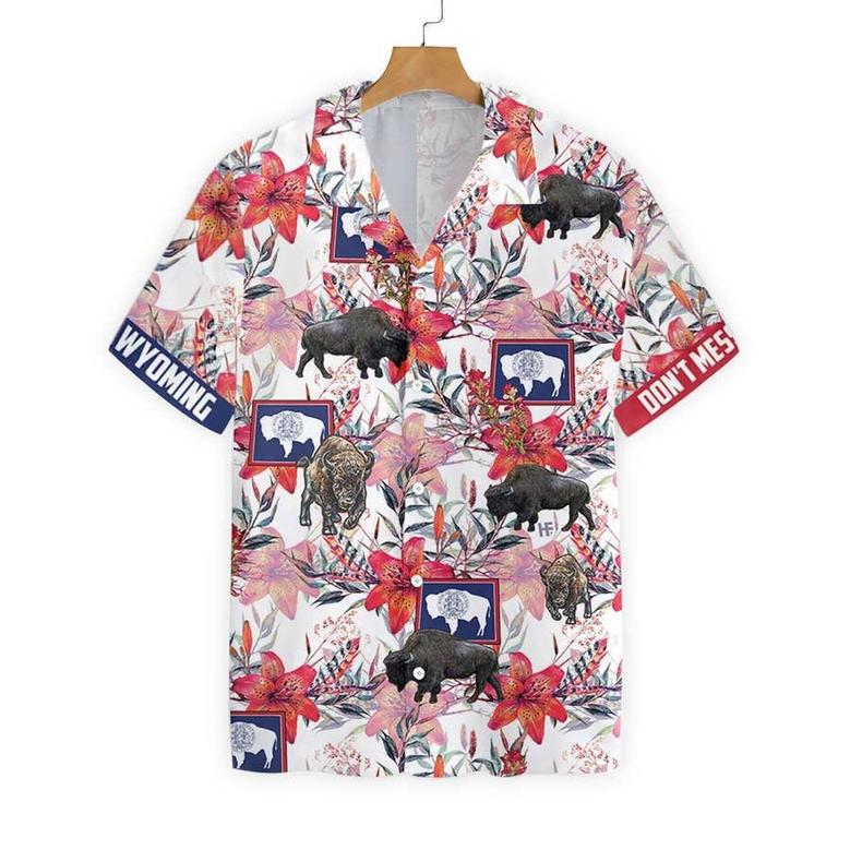 Wyoming Hawaiian Shirt Tropical Aloha Wyoming Bison Hawaiian Shirt for Men, Women